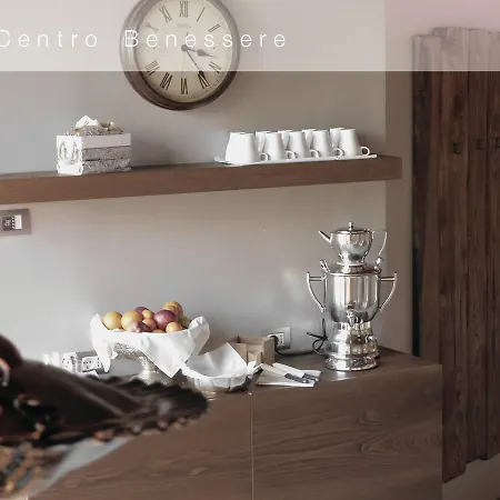 Hotel Relais Assunta Madre 4*